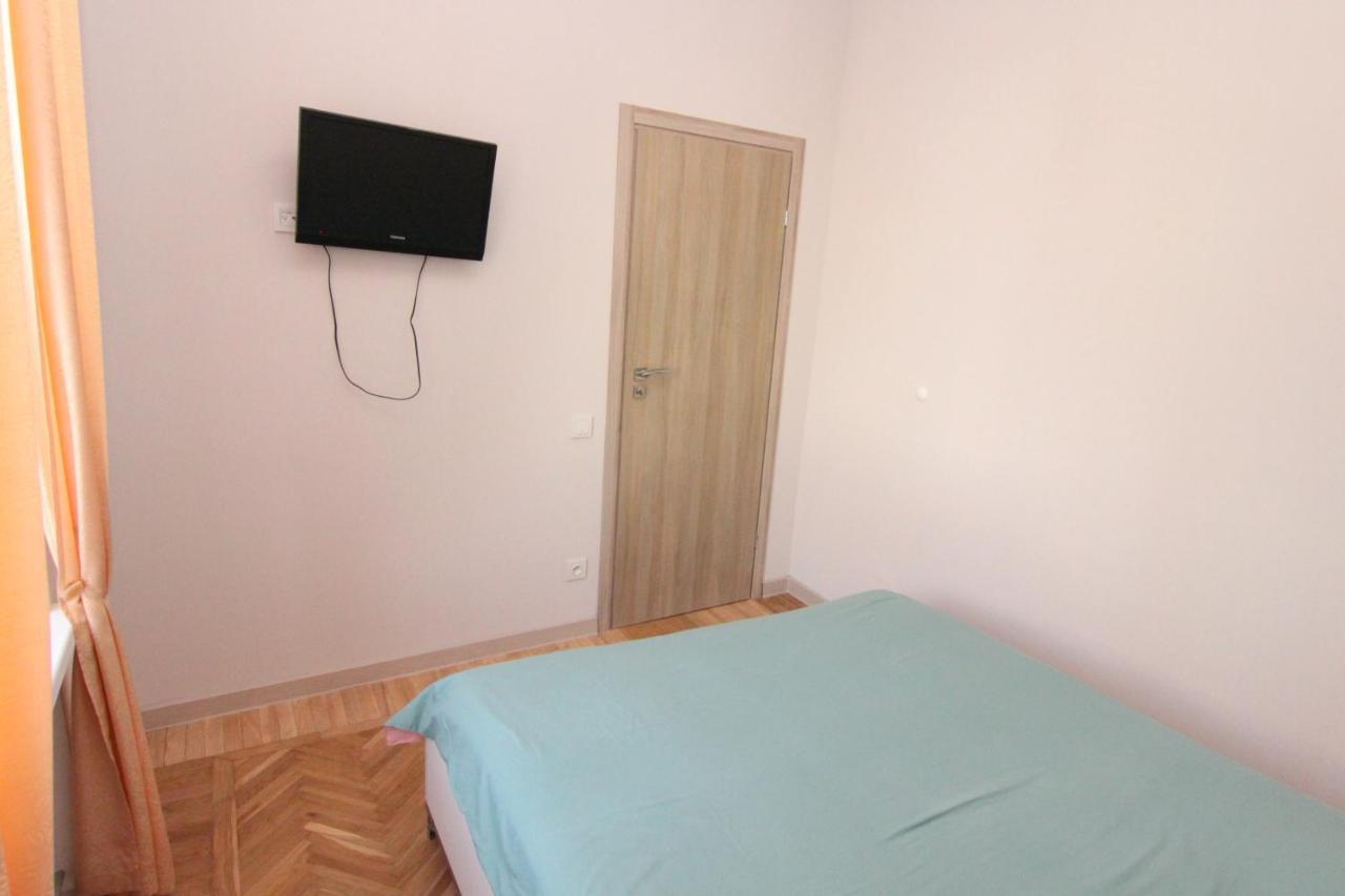 Apart-Hotel On Preobrajenskaya 24 โอเดสซา ภายนอก รูปภาพ