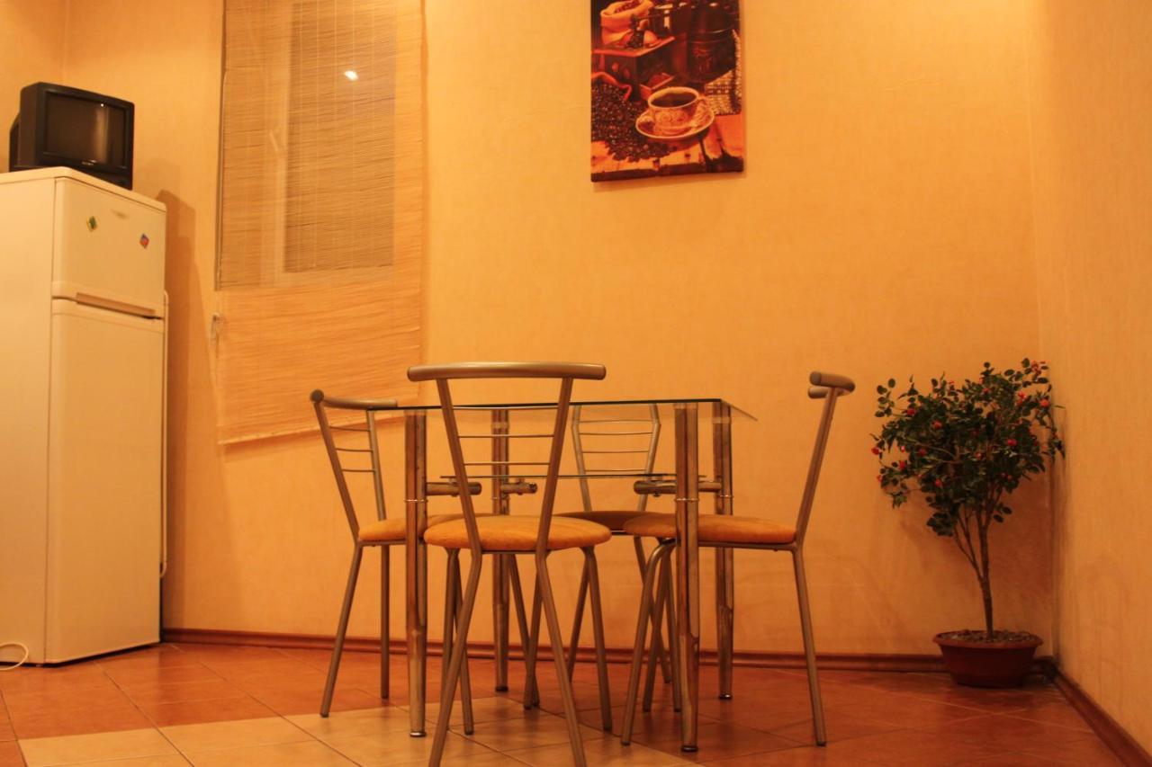 Apart-Hotel On Preobrajenskaya 24 โอเดสซา ภายนอก รูปภาพ