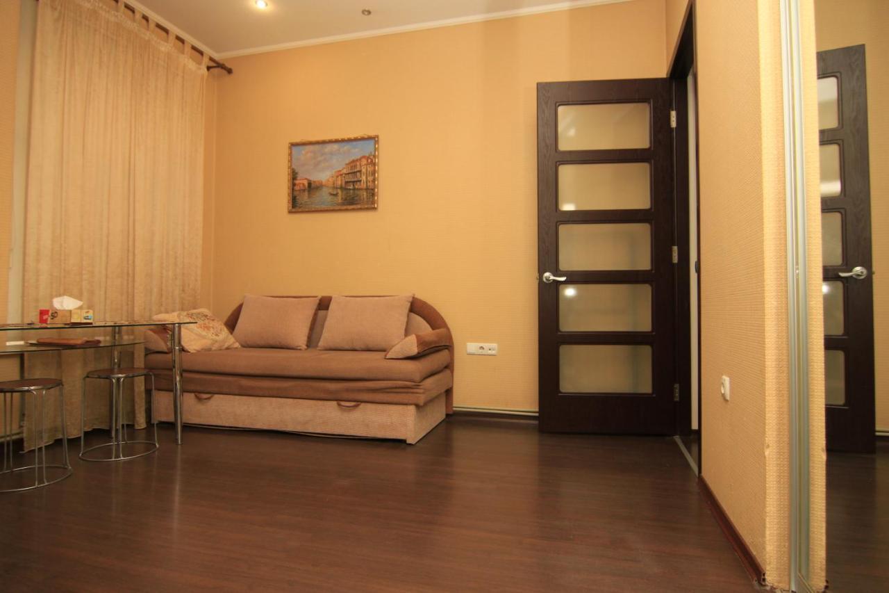 Apart-Hotel On Preobrajenskaya 24 โอเดสซา ภายนอก รูปภาพ