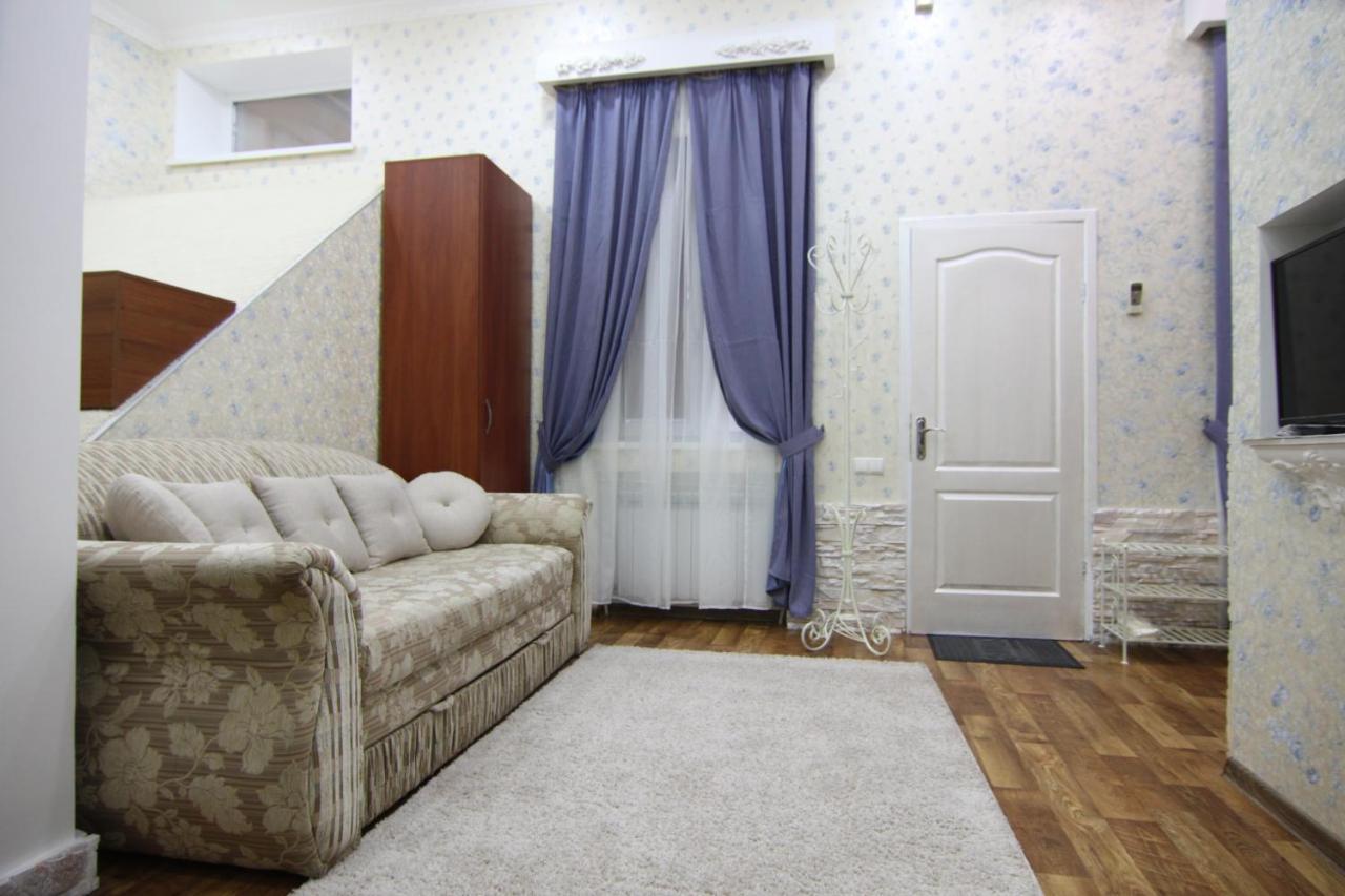 Apart-Hotel On Preobrajenskaya 24 โอเดสซา ภายนอก รูปภาพ