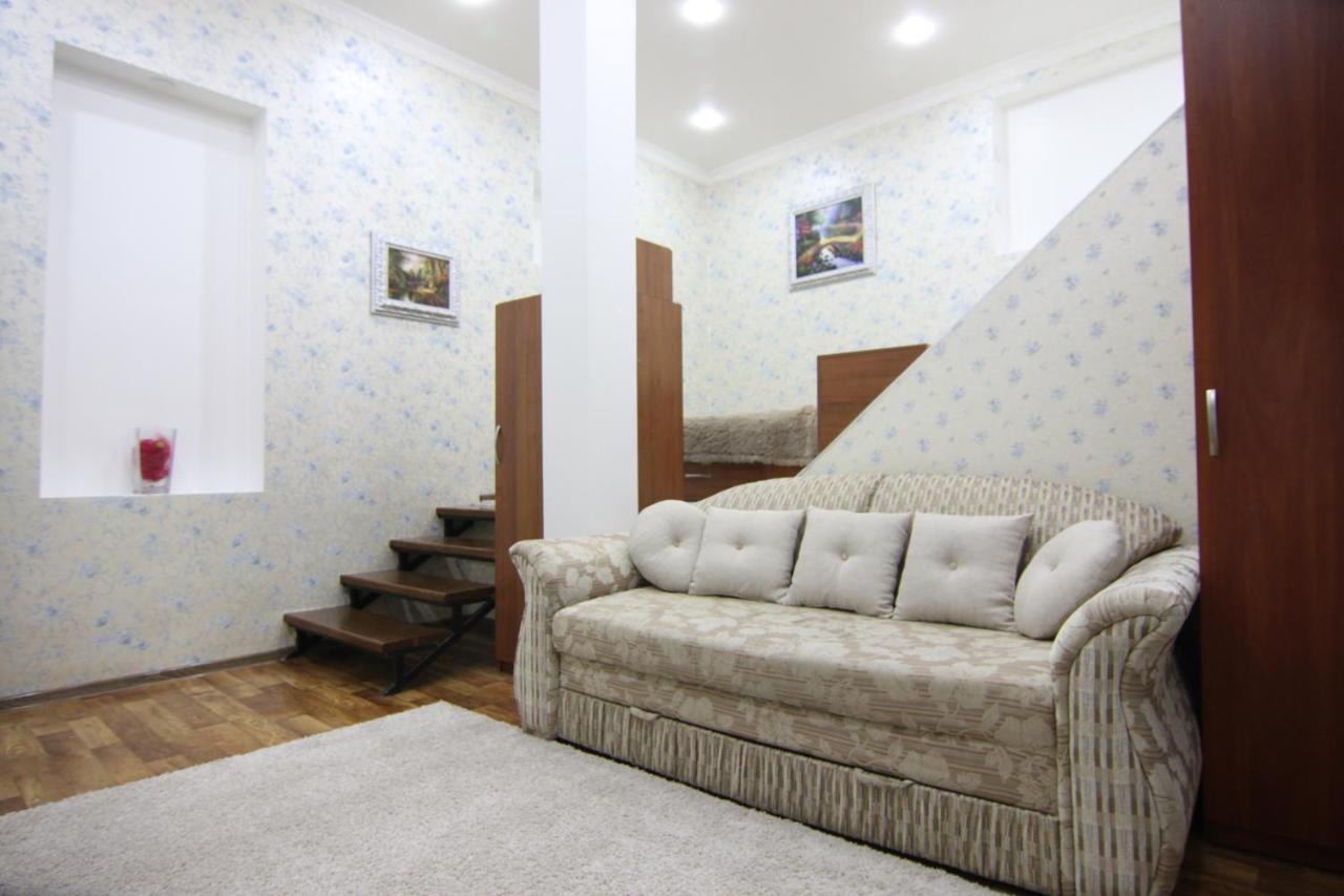 Apart-Hotel On Preobrajenskaya 24 โอเดสซา ภายนอก รูปภาพ